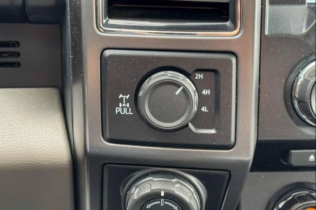 Photo of 2017 Ingot Silver Metallic Ford F-150