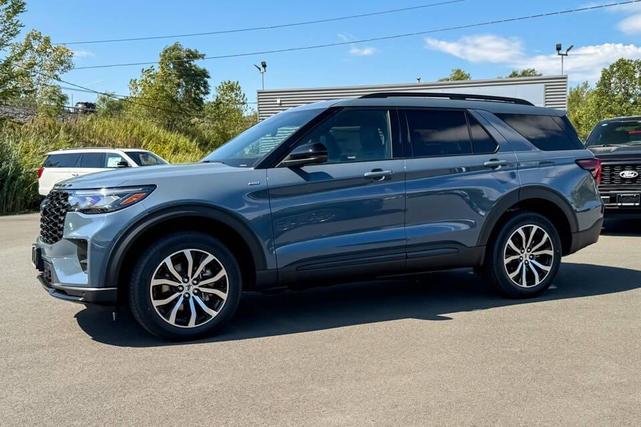 Photo of 2025 Vapor Blue Ford Explorer