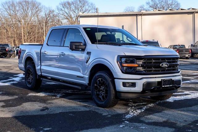 Photo of 2025 Space White Metallic Ford F-150