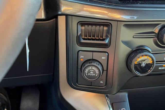 Photo of 2025 Oxford White Ford F-150