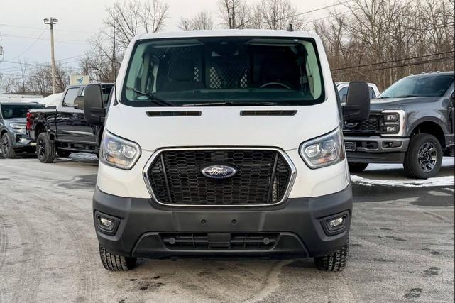 Photo of 2023 Oxford White Ford Transit-250