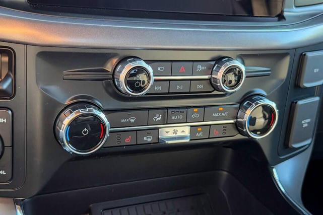 Photo of 2025 Oxford White Ford F-150