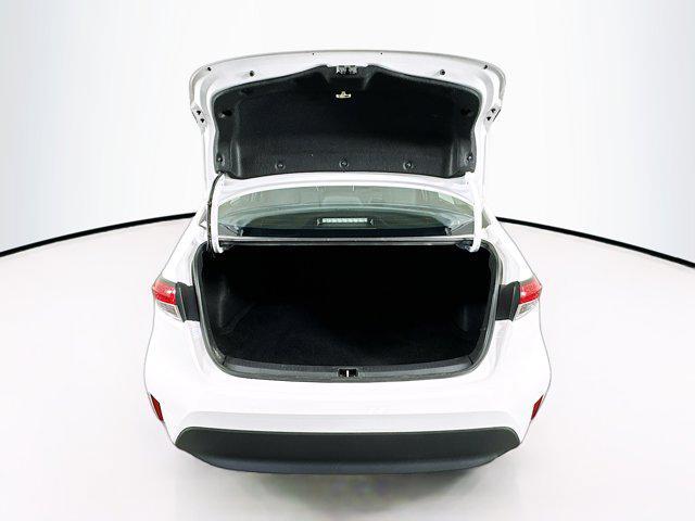 Photo of 2024 Ice Cap Toyota Corolla