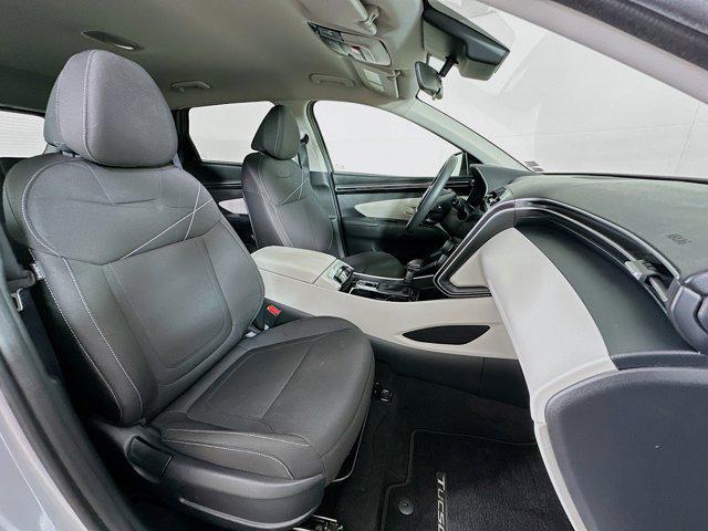 Photo of 2022 Shimmering Silver Hyundai TUCSON