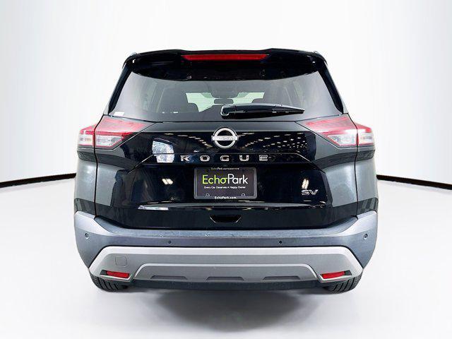 Photo of 2023 Super Black Nissan Rogue