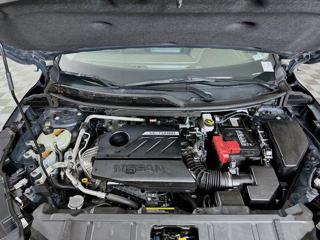 Photo of 2023 Super Black Nissan Rogue