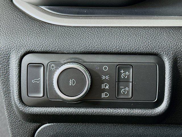 Photo of 2022 Agate Black Metallic Ford Explorer
