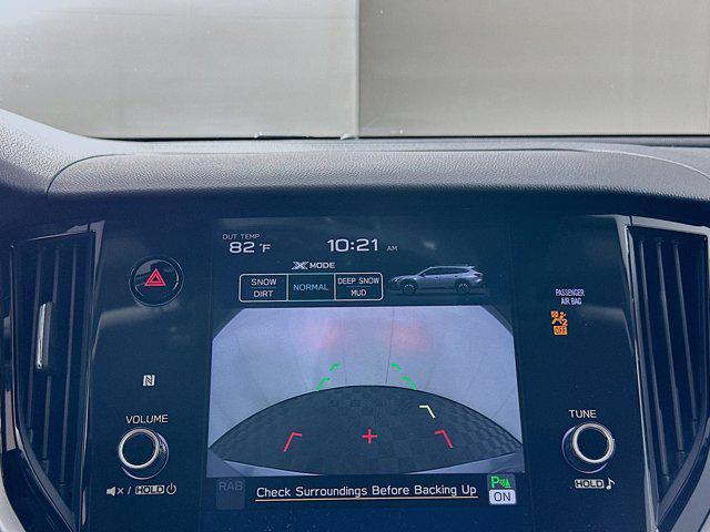 Photo of 2024 Ice Silver Metallic Subaru Outback