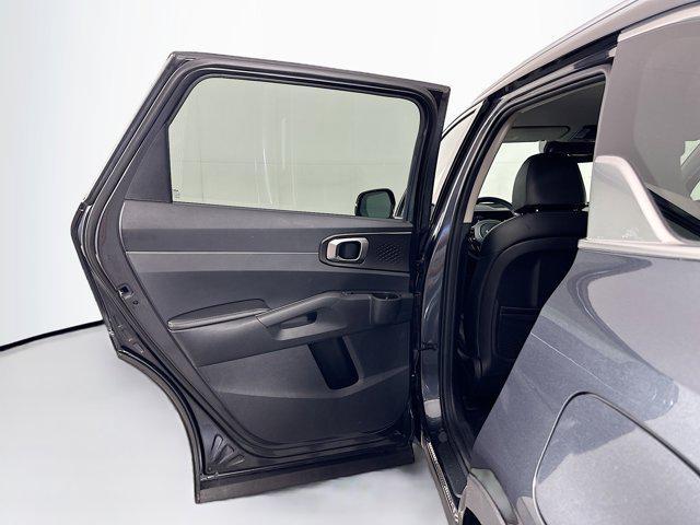 Photo of 2024 Gravity Grey Kia Sorento