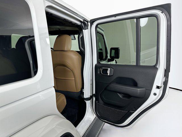 Photo of 2022 Bright White Clearcoat Jeep Wrangler Unlimited 4xe