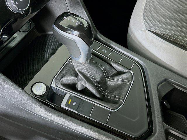Photo of 2024 Platinum Gray Metallic Volkswagen Taos