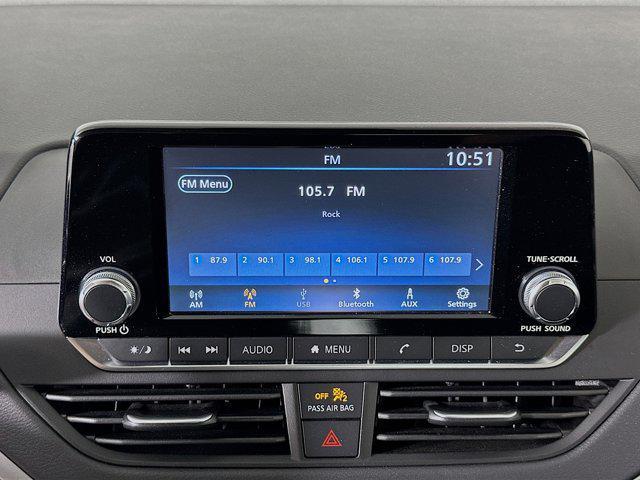 Photo of 2024 Gun Metallic Nissan Altima
