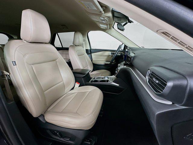 Photo of 2023 Agate Black Metallic Ford Explorer
