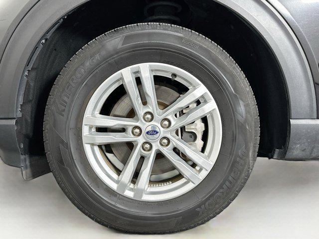 Photo of 2023 Agate Black Metallic Ford Explorer