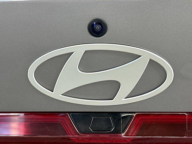 Photo of 2024 Fluid Metal Hyundai ELANTRA