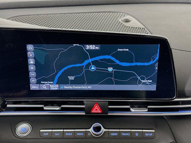 Photo of 2024 Fluid Metal Hyundai ELANTRA