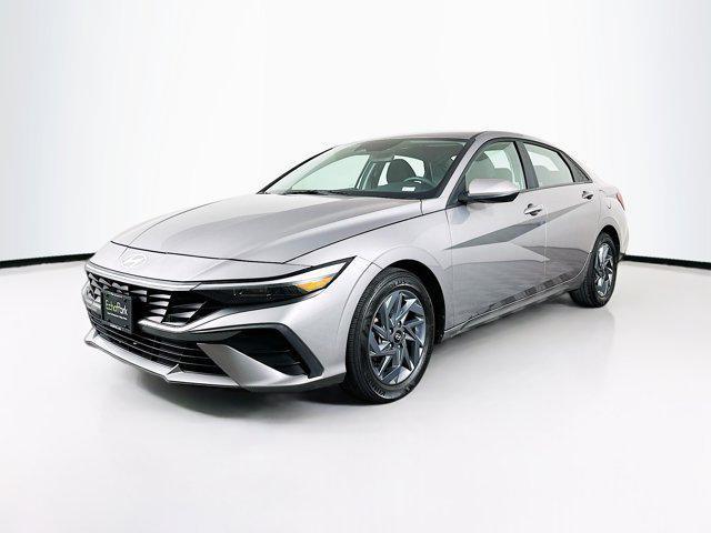 Photo of 2024 Fluid Metal Hyundai ELANTRA
