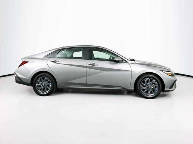 Photo of 2024 Fluid Metal Hyundai ELANTRA