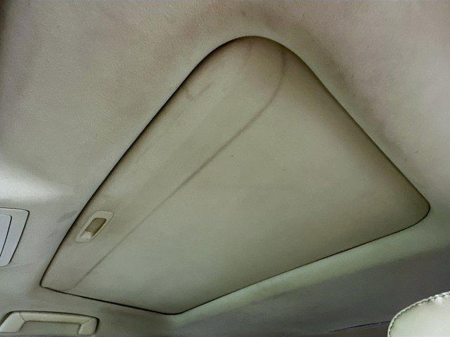Photo of 2017 Atomic Silver Lexus ES 350