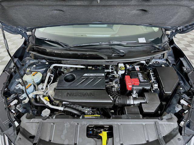 Photo of 2023 Super Black Nissan Rogue