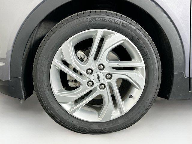 Photo of 2023 Gray Ghost Metallic Chevrolet Bolt EV