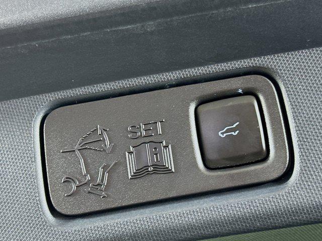Photo of 2021 Carbonized Gray Metallic Ford Mustang Mach-E