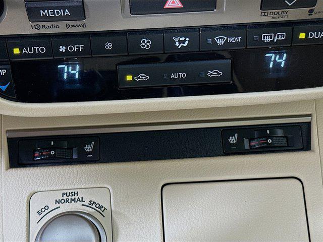 Photo of 2013 Starfire Pearl Lexus ES 350