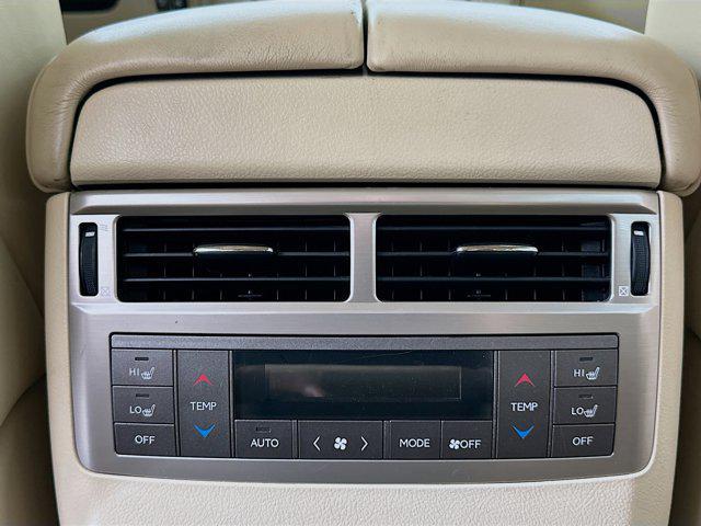 Photo of 2013 Nebula Gray Pearl Lexus LX 570