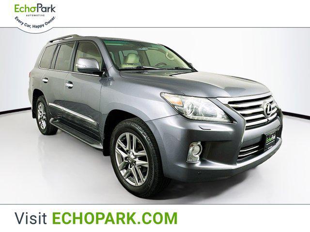 Photo of 2013 Nebula Gray Pearl Lexus LX 570