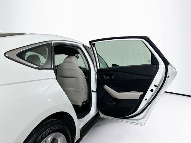 Photo of 2024 Platinum White Pearl Honda Accord