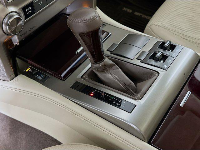 Photo of 2018 Starfire Pearl Lexus GX 460