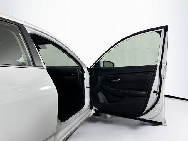 Photo of 2023 Fresh Powder Nissan Sentra