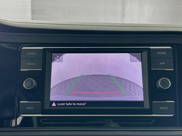 Photo of 2024 Platinum Gray Metallic Volkswagen Jetta