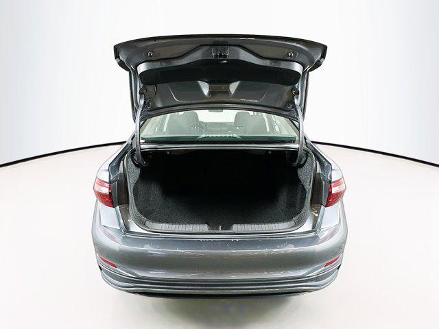 Photo of 2024 Platinum Gray Metallic Volkswagen Jetta