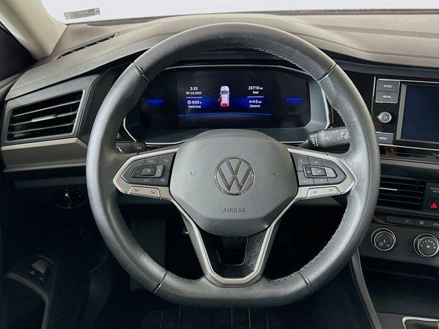 Photo of 2024 Platinum Gray Metallic Volkswagen Jetta