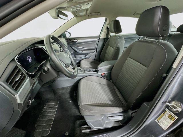Photo of 2024 Platinum Gray Metallic Volkswagen Jetta
