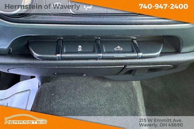 Photo of 2015 Summit White Chevrolet Silverado 2500