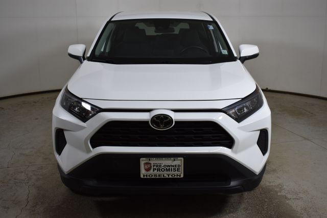 Photo of 2022 White Toyota RAV4