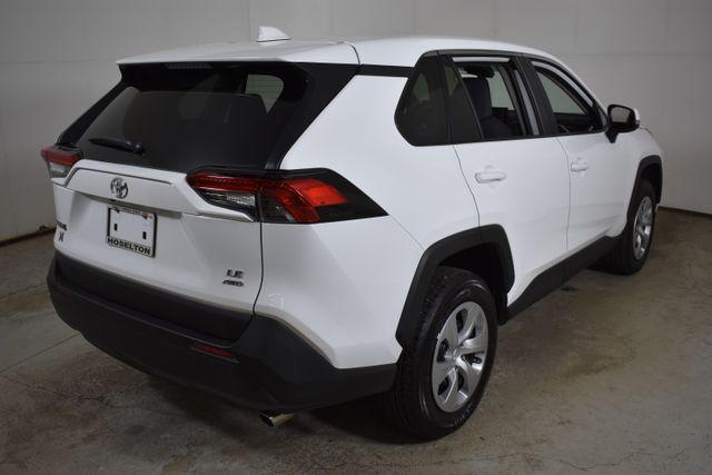Photo of 2022 White Toyota RAV4