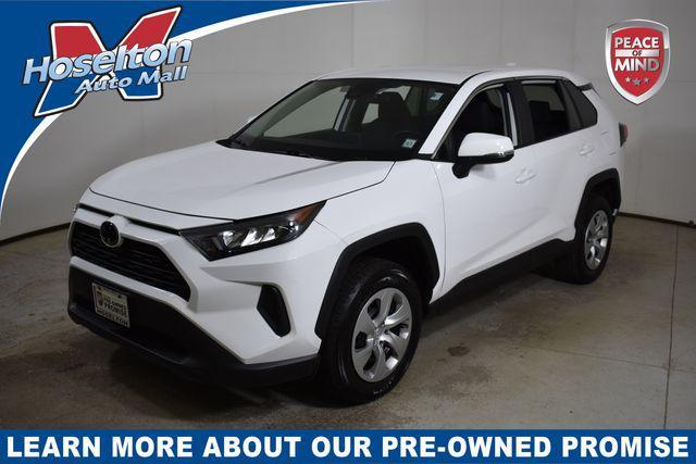 Photo of 2022 White Toyota RAV4