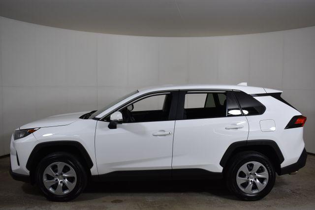 Photo of 2022 White Toyota RAV4