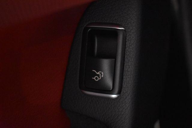 Photo of 2017 Obsidian Black Metallic Mercedes-Benz SL 550