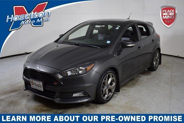 2017 Ford Focus St