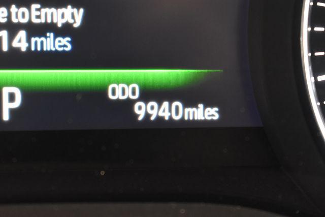 Photo of 2024 Wind Chill Pearl Toyota Sienna