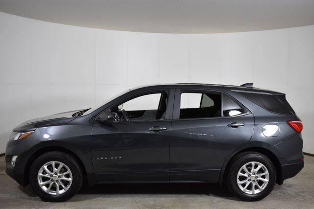 Photo of 2020 Nightfall Gray Metallic Chevrolet Equinox