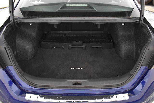 Photo of 2023 Deep Blue Pearl Nissan Altima