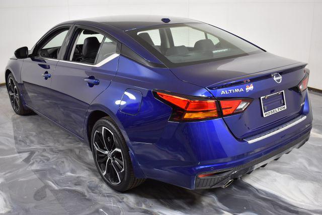 Photo of 2023 Deep Blue Pearl Nissan Altima