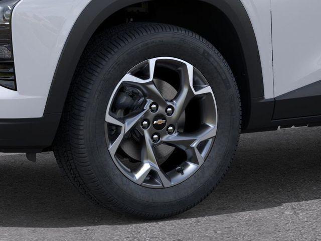Photo of 2025 Summit White Chevrolet Trax