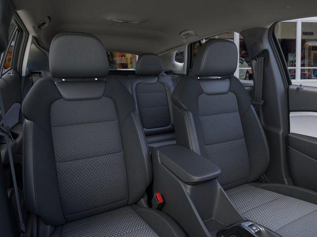 Photo of 2025 Summit White Chevrolet Trax
