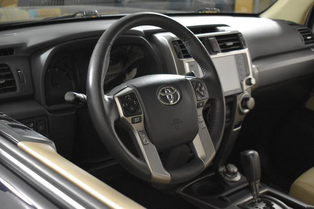 Photo of 2020 Midnight Black Metallic Toyota 4Runner